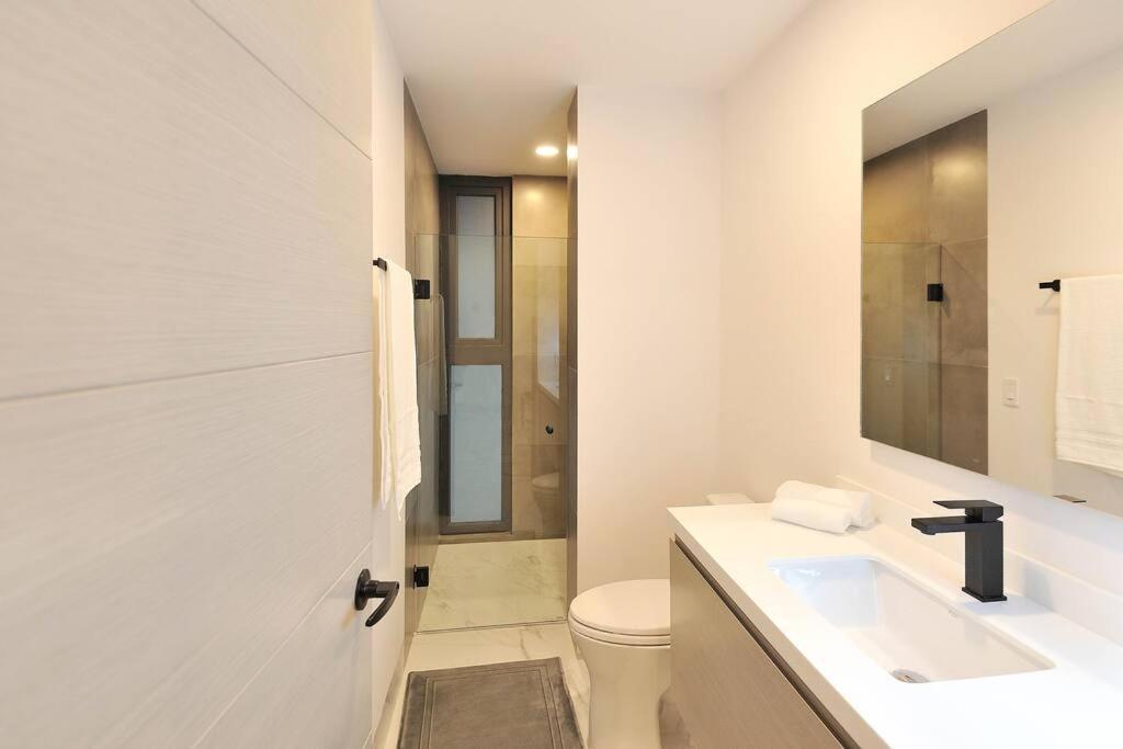Appartement Great Location 2Bd 2Bth Walking Distance To Medano à Cabo San Lucas Extérieur photo